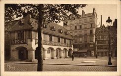 CPA Rouen the Museum City places from the old Market and Statue of Jeanne of arc