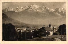 CPA Sallanches Le Chateau des Soeurs et le Mont Blanc