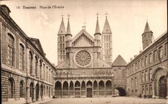 CPA Tournai Place De L'Eveche