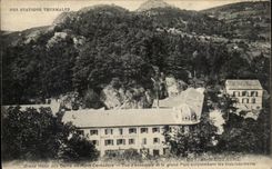CPA St Nectary Large Hotel of the Baths of the Mount Overall picture and the large park overhanging the establishments