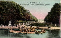 CPA Versailles Le Parc Le Bassin Du Char D'Apollon