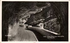 CPA Great Narrow parts the Road