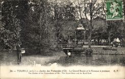 CPA Tours Jardin des Prebendes d'oe Le Grand Bassin et le Kiosque a Musique