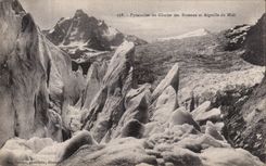 CPA Pyramides with the Glacier of Let us work and Switches South