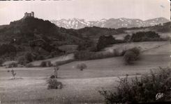 CPA Murol the Castle and Mountain of Sancy