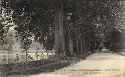 CPA Palate De Fontelnebleau English Garden