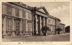 CPA Compiegne Frontage of the Castle on the Park