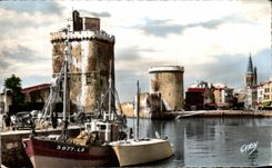 Viajes de CPA La Rochelle de entrar de los barcos portuarios