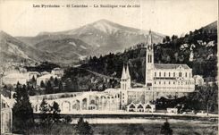 CPA Lourdes the Pyrenees the Basilica Seen Of dimension