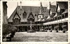 Patio de la caneria de dios del hotel de CPA Beaune