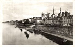 CPA La Loire et le Chateau Saumur
