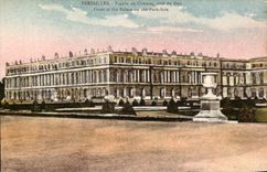 CPA Versailles Facade du Chateau Cote du Parc