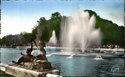 CPA Versailles Et ses Merveilles Les Parterres D'Eau du Chateau
