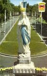 CPSM Lourdes the Couronnee Virgin