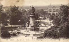 CPA Lyon Places Carnot the Monument of the Republic and Train station of Perrache