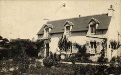 Real photo House (nonlocalized)