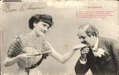 CPA Fantaisie Femme Les baisers Eventail