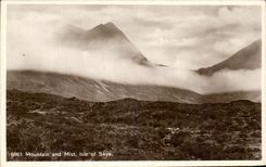 CPA Mountain years Mist isle off Skye Ireland