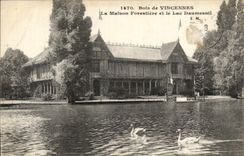 CPA Wood of Vincennes the Forestiere House and the Lake Daumesnil