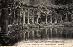 CPA Paris Parc Heap Naumachie Vaste Oval Basin Surrounds by a Colonnade