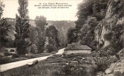 CPA the Alps Mancelles Saint Leonard of Wood the throats road of Gesvres