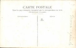 CPA Fantaisie Femme Folklore Costume Masque