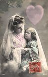 CPA Fantaisie Femme et enfant Charite Coeur
