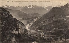 CPA Lourdes the Valley of Argeles and the Chain of the Pyrenees
