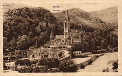 CPA Lourdes Seen On Gave And the Basilica