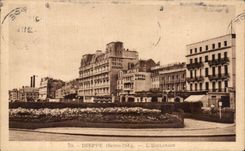 CPA Dieppe la explanada