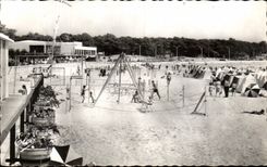 CPA Saint Georges de Didonne a corner of the Beach Cabins and the new casino