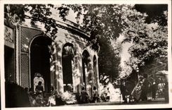 CPSM Vichy Source des Celestins 