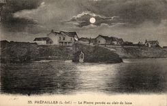 Piedra de CPA Prefailles agujereada con el claro de luna