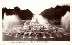 CPA Palais De Versailles Grandes eaux Le Bassin de latone