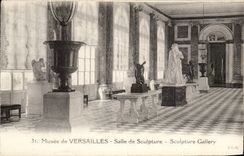 CPA Musee de Versailles Salle de Sculpture 