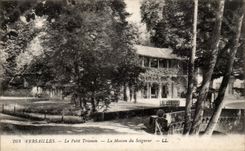 CPA Versailles Le Petit Trianon La Maison du Seigneur