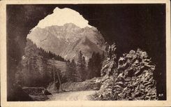 CPA Environs de Megeve Route du Col des Aravis Sortie d'un Tunnel