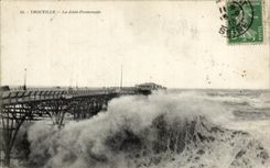 CPA Trouville La Jetee Promenade 