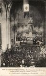 CPA Paris Montmartre Basilique du Sacre Coeur Pendant la Messe Pontificaie celebice a l'occanon