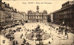 CPA Lyon Places Composts