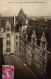 CPA Pau La Cour Interieure du Chateau Henri IV