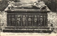CPA Ploermel Tombeau De Philippe de Montauban Et De Anne Du Chasteliier son epouse 
