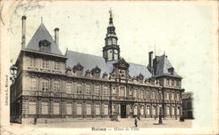 CPA Rheims Town hall