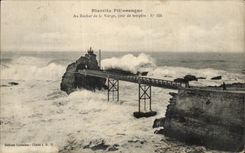 CPA Biarritz Au Rocher De La Vierge Jour De Tempete