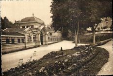 CPA Chatelguyon el parque y el establecimiento hidropatico Henry