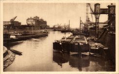 CPA Strasbourg Port Of the Rhine Boats