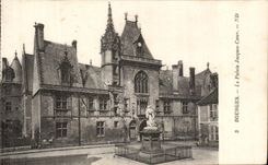 CPA Bourges el corazon de Jacques del paladar