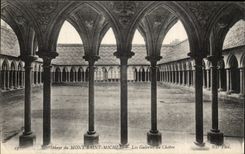 CPA Abbey of Mont Saint Michel the Galleries of the Cloister