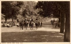 CPA London Rotten Row Hyde Park Horses
