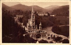 CPA Lourdes the Basilica seen of the Castle Fort